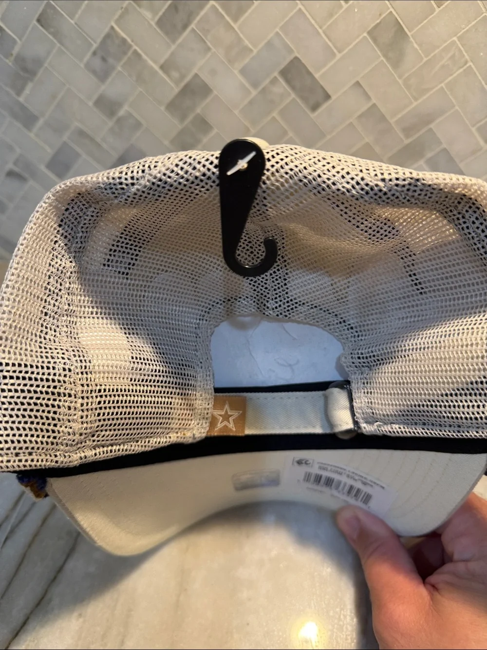 New Era Women’s Dallas Cowboys Beige Braided-Trim Hat NWT